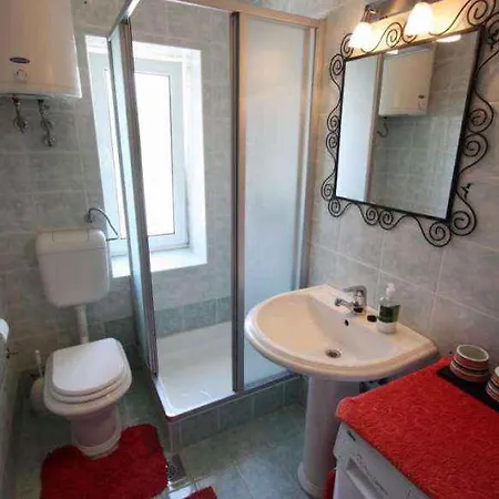 In 14218 * Crikvenica