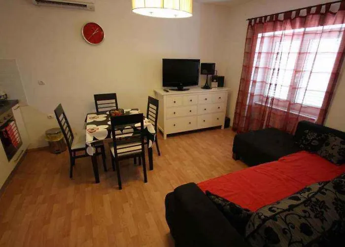 Apartment In 14218 Crikvenica
