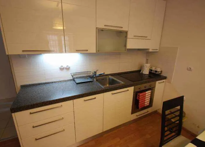 In 14218 Apartmán